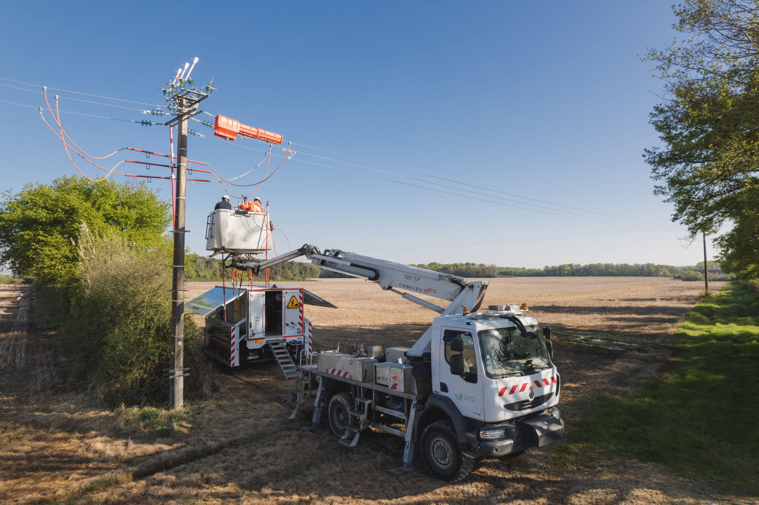 Techniciens travaux sur réseaux SRD - GRD (Gestionnaires de Réseaux de Distribution)